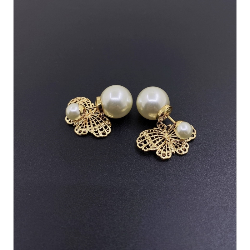 chr1st1an D10r earrings